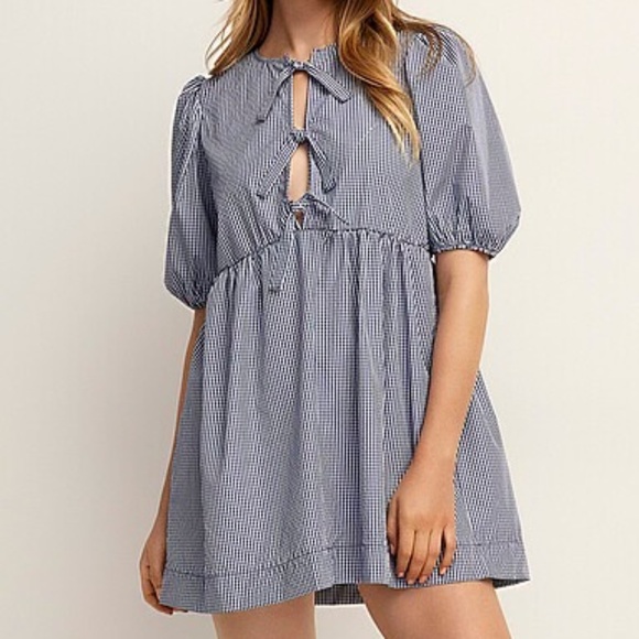 Simons Icone Puffy Sleeves Dress - Picture 1 of 6